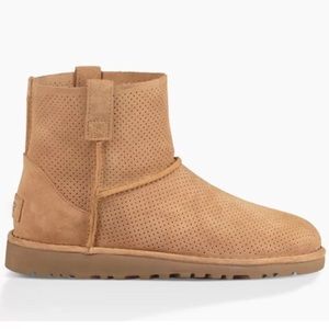 Nib ugg CLASSIC UNLINED MINI PERF